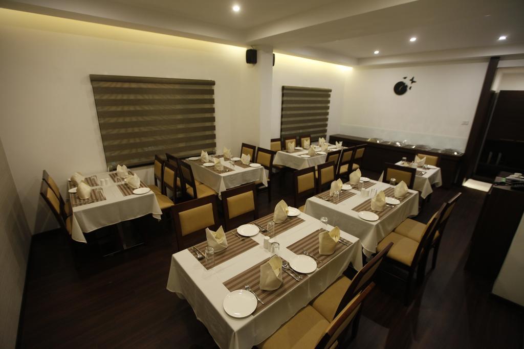 Brownstar Boutique Hotel Chennai Bagian luar foto